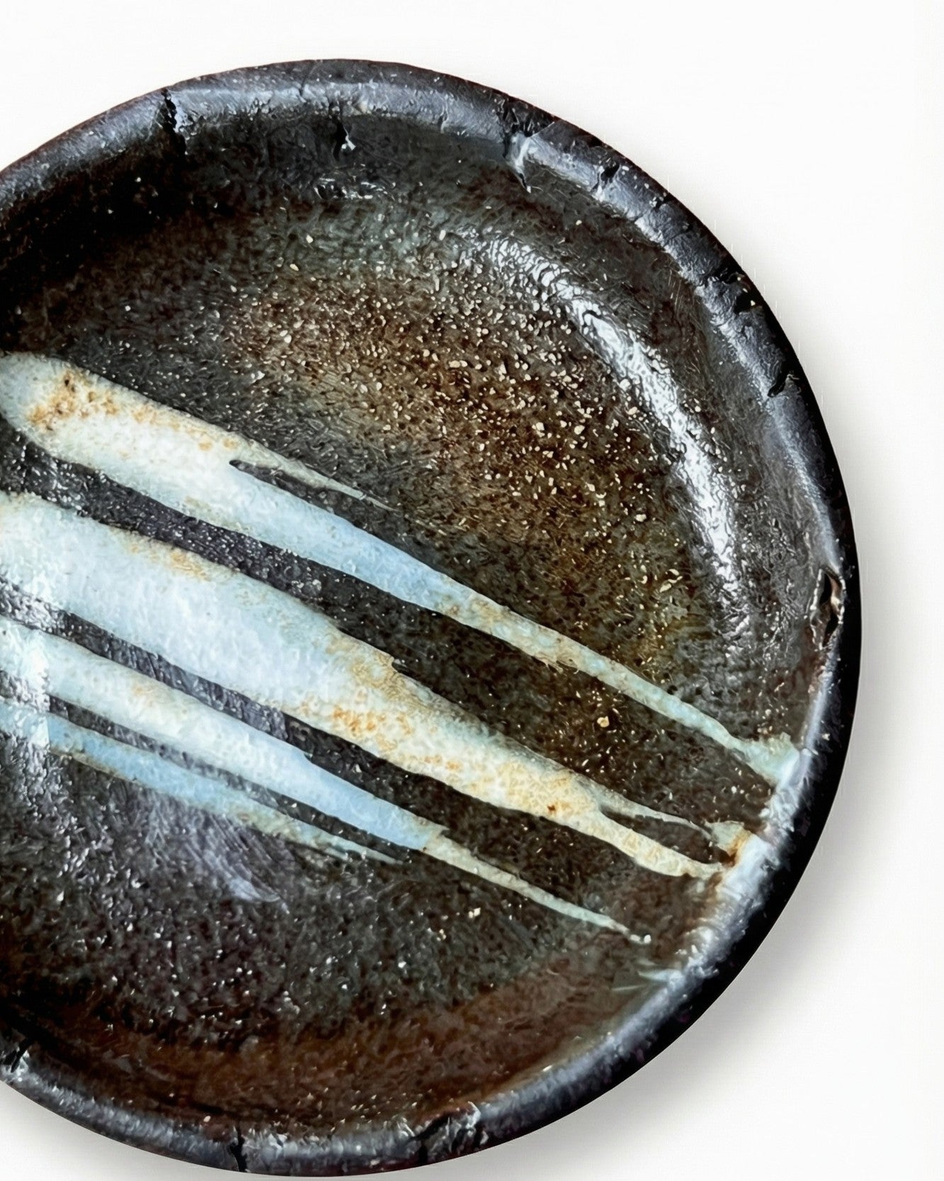 Palo Santo Holder (Round) | Dark Iron Glaze